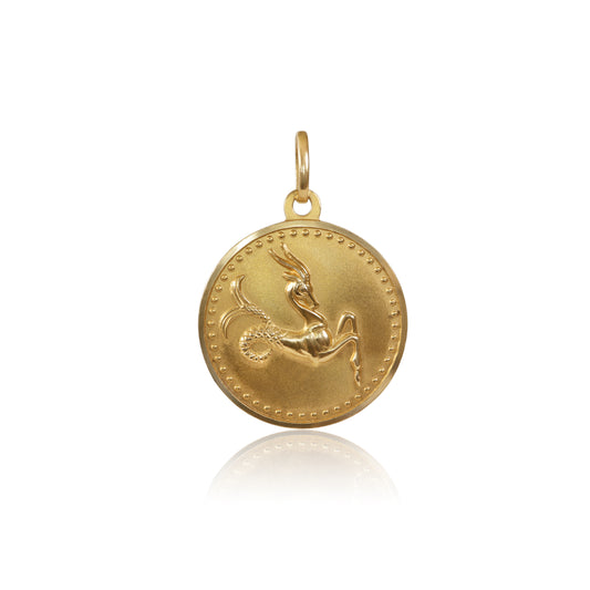 Vintage 18k Gold Italian Capricorn Zodiac Pendant