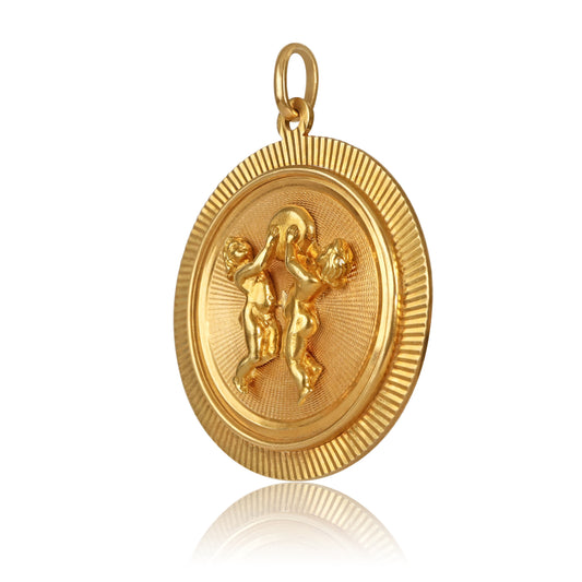 Mid-Century UnoAErre 18 Karat Gold Gemini Medallion Pendant